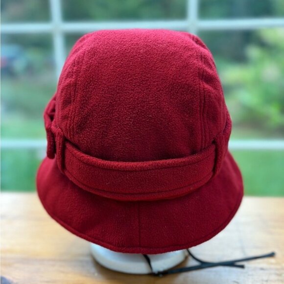 Beatrice & Zacharie red bucket hat - Picture 8 of 12
